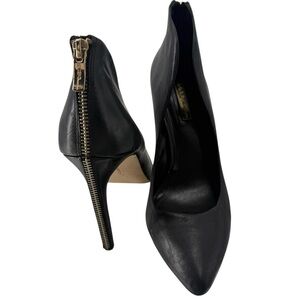 BCBGeneration Conrad Black Leather Cutout BackZip Pumps 10M Stiletto Pointed Toe